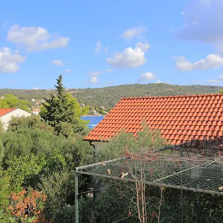 Apartment Family Friendly Seaside Sevid, Trogir - 19105 Marina