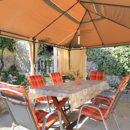 Family Friendly Seaside Sevid - Trogir - 19105 * Marina